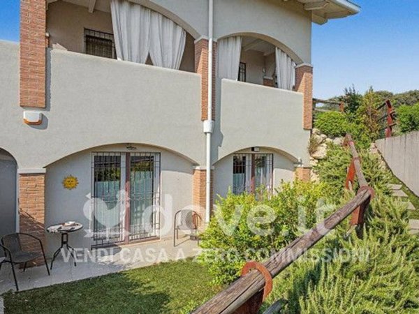 casa indipendente in vendita a Lonato del Garda in zona San Tomaso