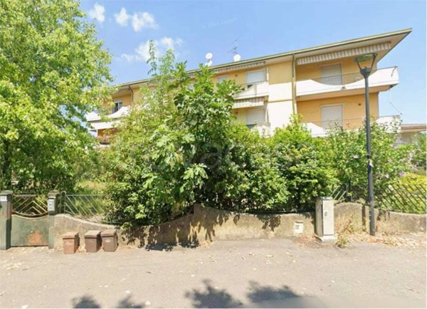 appartamento in vendita a Lonato del Garda in zona Lido
