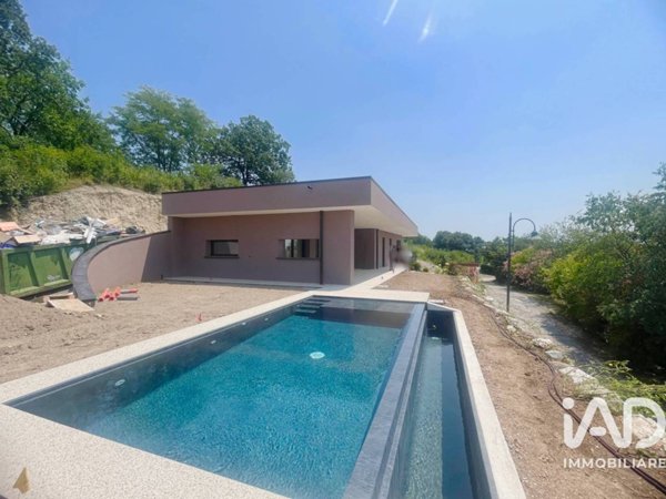 casa indipendente in vendita a Lonato del Garda in zona Lido