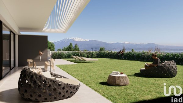 casa indipendente in vendita a Lonato del Garda