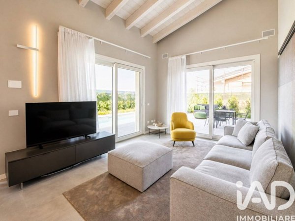 casa indipendente in vendita a Lonato del Garda