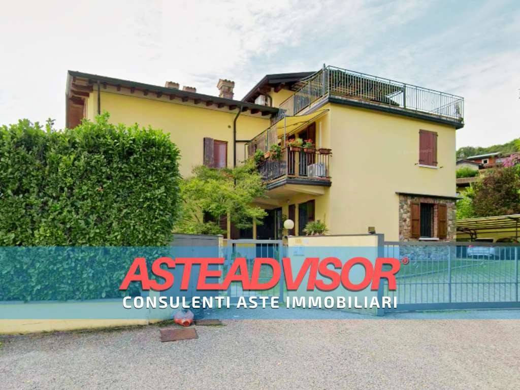appartamento in vendita a Lonato del Garda in zona Barcuzzi