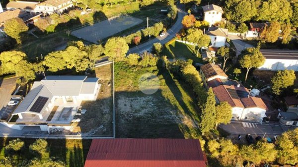 terreno in vendita a Lonato del Garda in zona San Tomaso