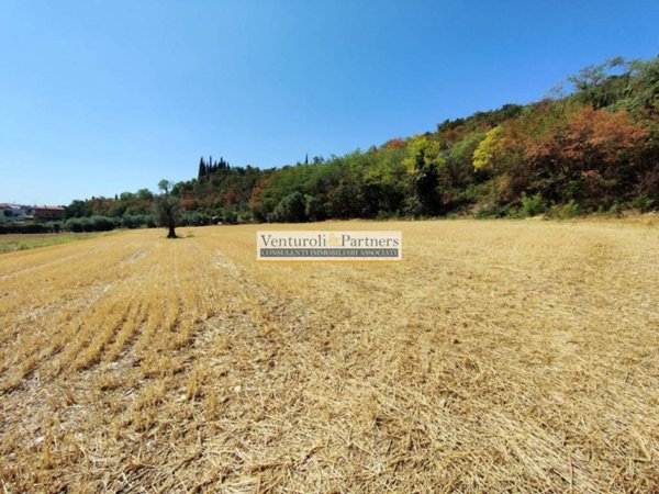 terreno in vendita a Lonato del Garda in zona Brodena