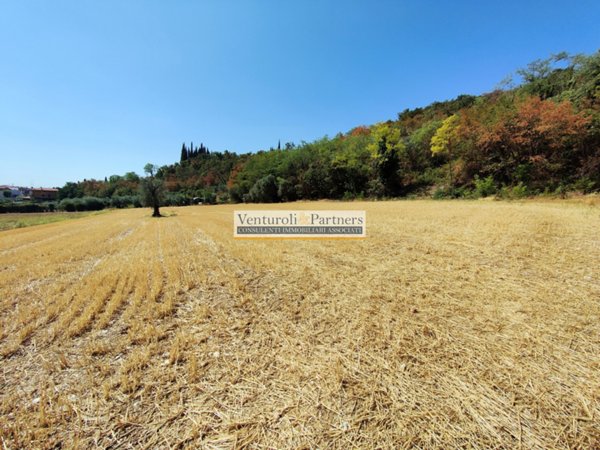 terreno in vendita a Lonato del Garda in zona Brodena
