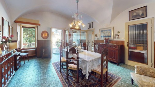 casa indipendente in vendita a Lonato del Garda in zona Lido