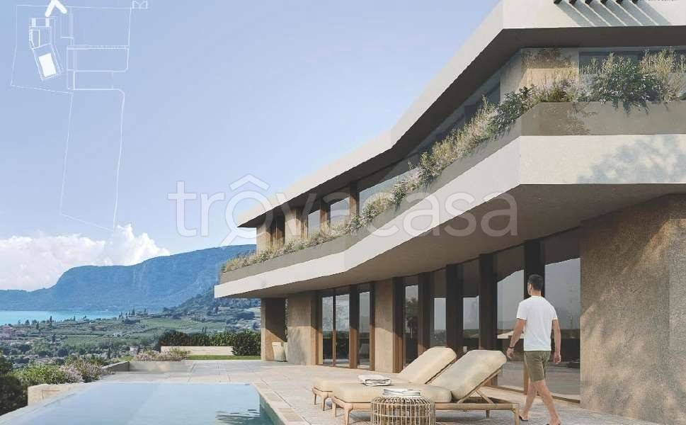 casa indipendente in vendita a Lonato del Garda in zona Barcuzzi