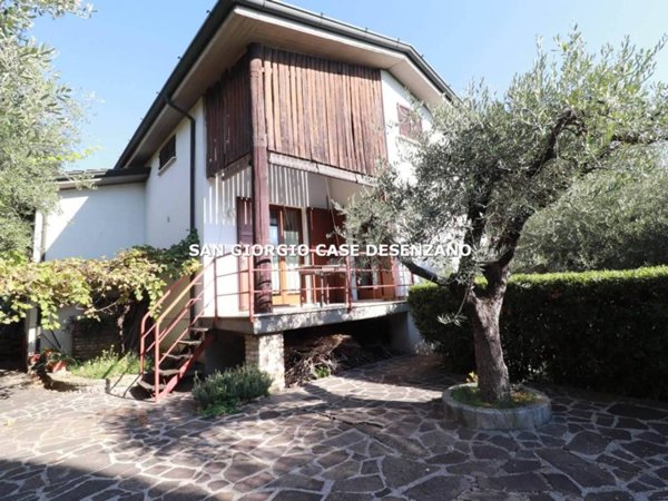 casa indipendente in vendita a Lonato del Garda