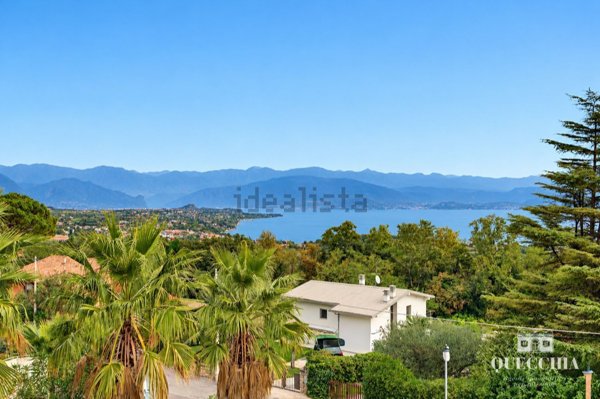 casa indipendente in vendita a Lonato del Garda in zona Barcuzzi