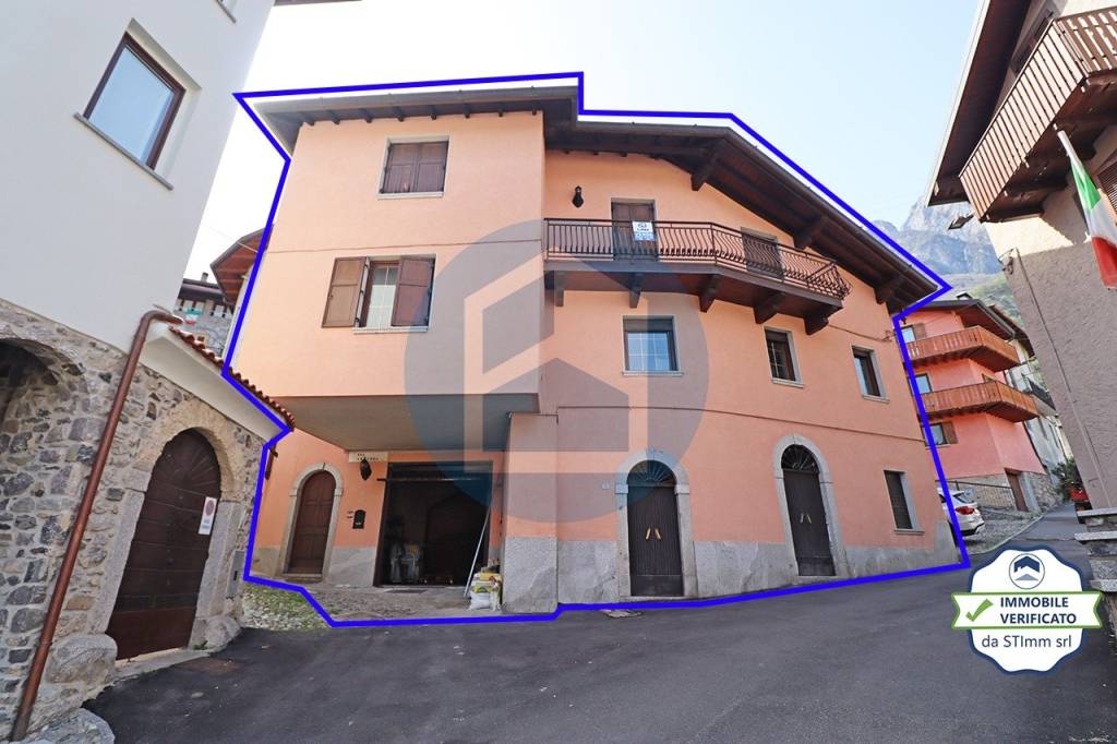 casa indipendente in vendita a Losine