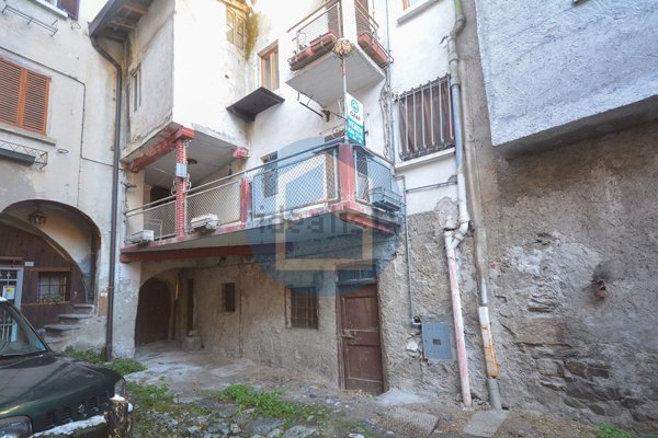 casa indipendente in vendita a Losine