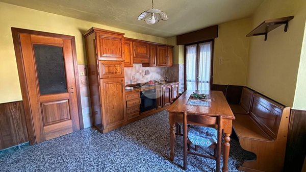 casa semindipendente in vendita a Losine