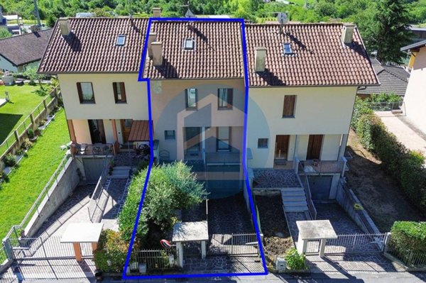 casa indipendente in vendita a Losine