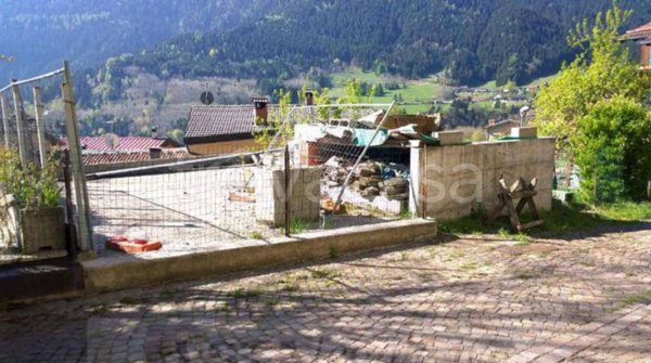 casa indipendente in vendita a Lozio