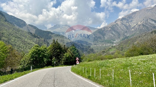 appartamento in vendita a Lozio in zona Villa