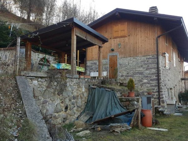 casa indipendente in vendita a Lozio