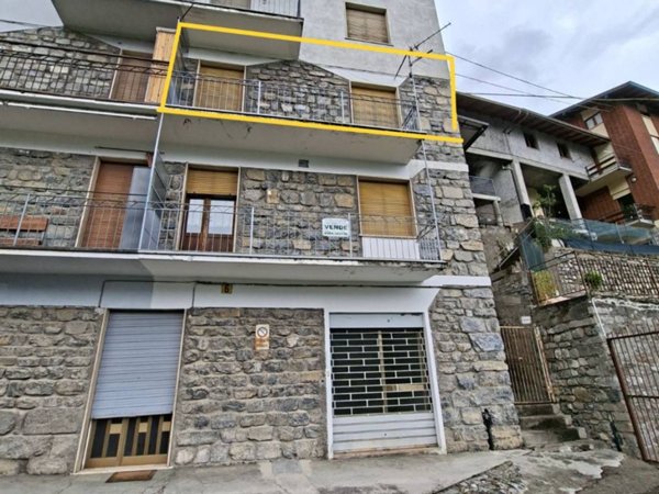 appartamento in vendita a Lozio in zona Villa