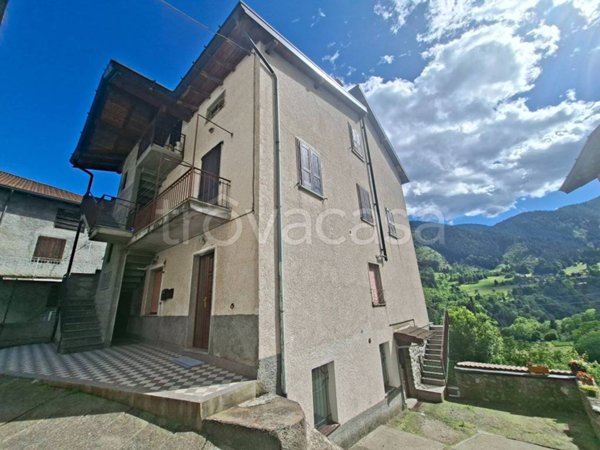 appartamento in vendita a Lozio in zona Villa
