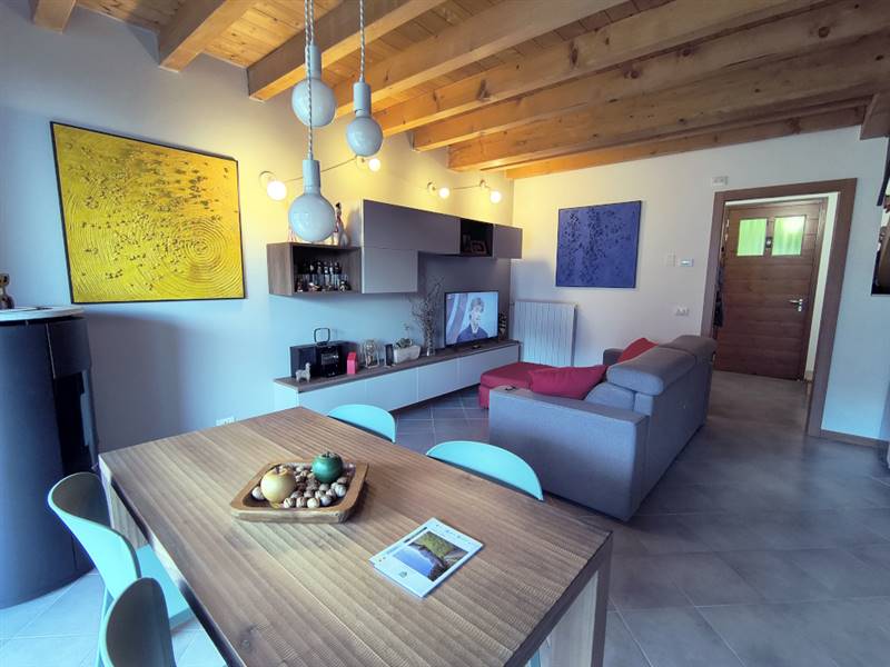 appartamento in vendita a Lozio in zona Villa