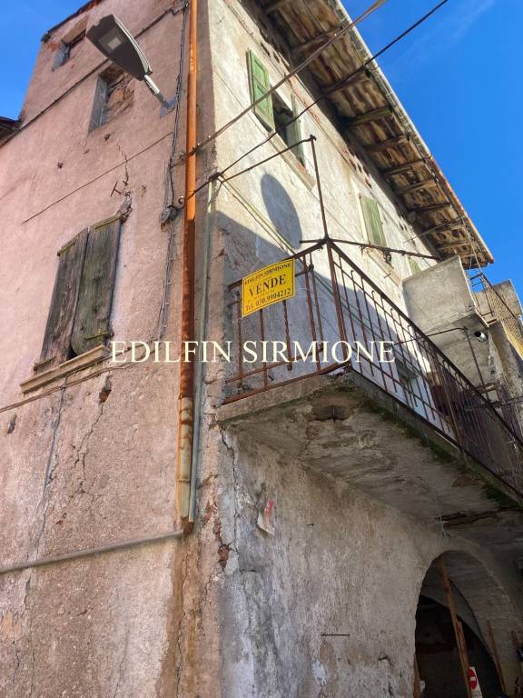 casa indipendente in vendita a Lumezzane in zona Sant'Apollonio
