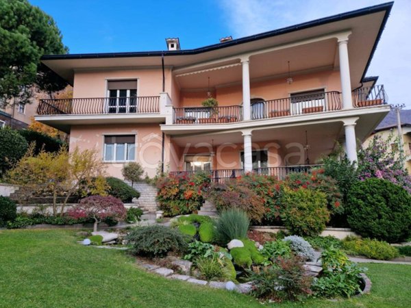 casa indipendente in vendita a Lumezzane in zona Pieve