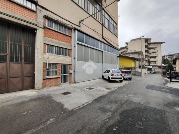 locale commerciale in vendita a Lumezzane in zona San Sebastiano