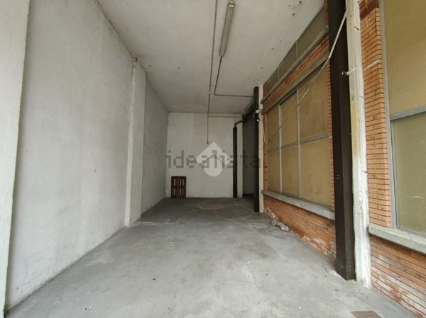 locale di sgombero in vendita a Lumezzane