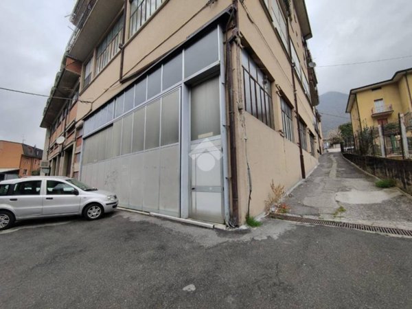 locale commerciale in vendita a Lumezzane in zona San Sebastiano