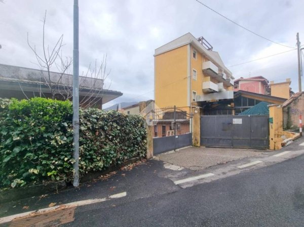 locale commerciale in vendita a Lumezzane in zona San Sebastiano