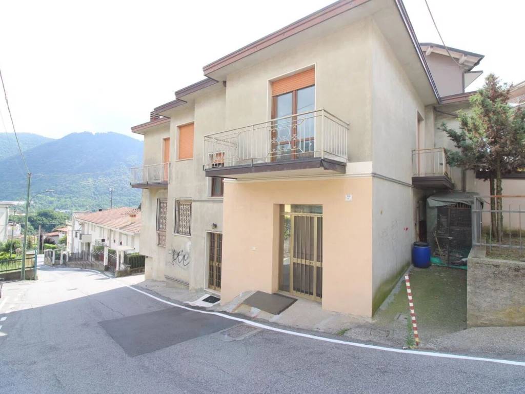 appartamento in vendita a Lumezzane in zona San Sebastiano