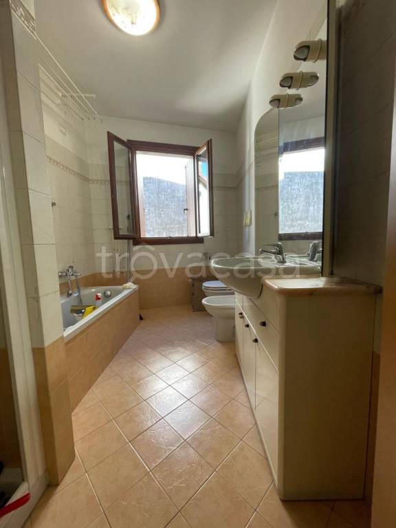 appartamento in vendita a Lumezzane in zona San Sebastiano