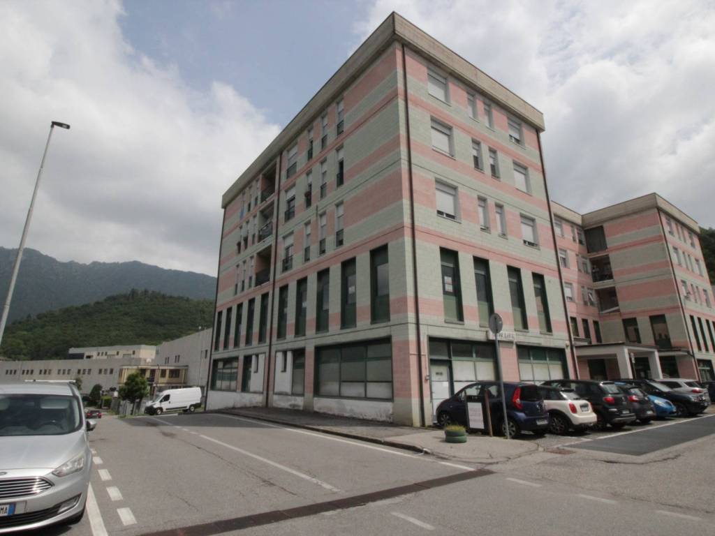 ufficio in vendita a Lumezzane in zona San Sebastiano