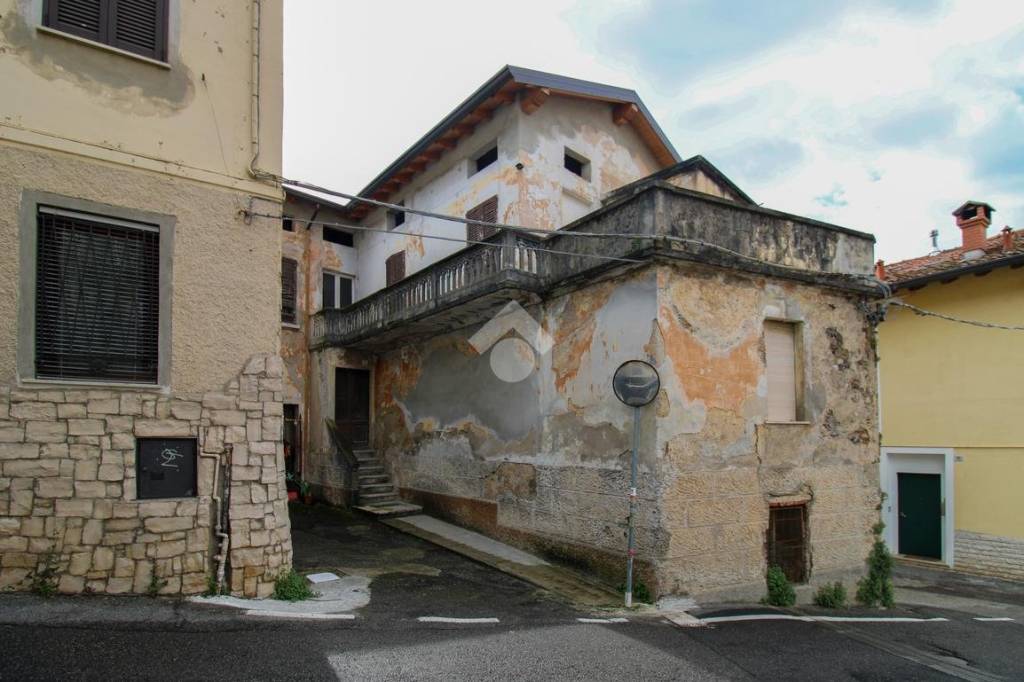 casa indipendente in vendita a Lumezzane in zona San Sebastiano