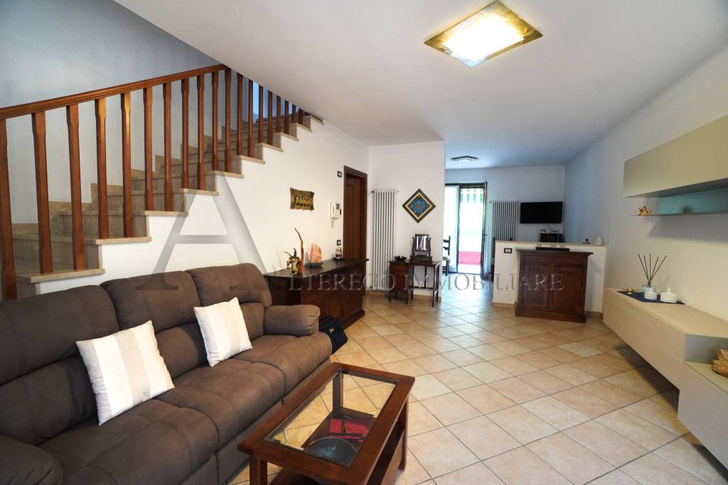 casa indipendente in vendita a Lumezzane in zona San Sebastiano
