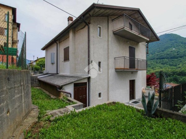 casa indipendente in vendita a Lumezzane in zona San Sebastiano