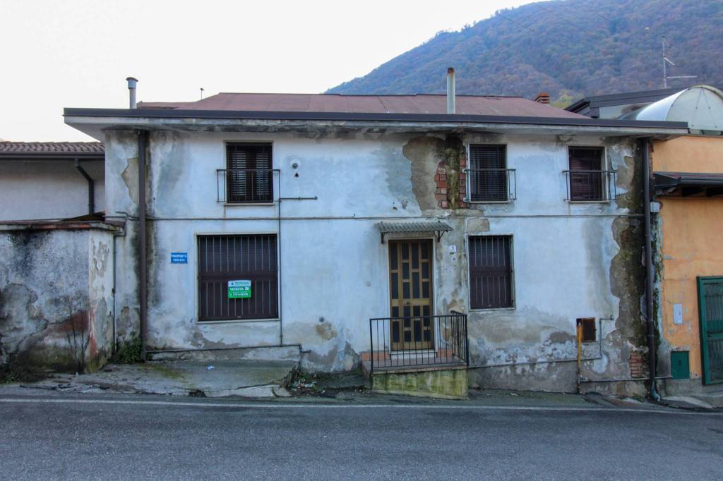 casa indipendente in vendita a Lumezzane in zona San Sebastiano