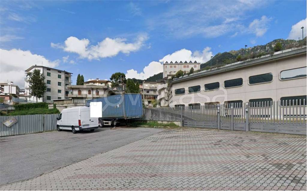 locale commerciale in vendita a Lumezzane in zona San Sebastiano
