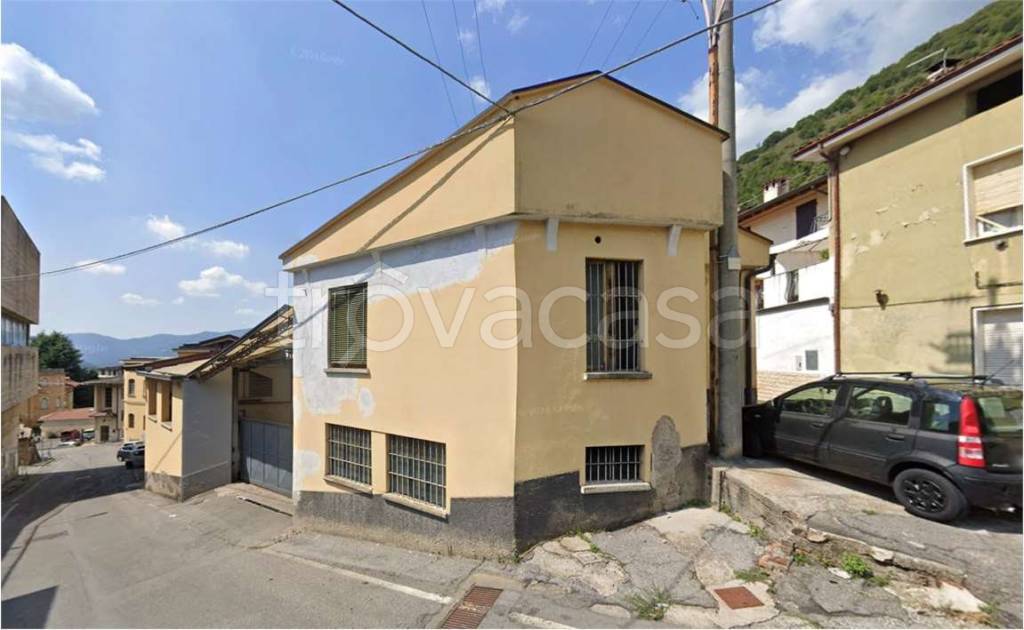 capannone in vendita a Lumezzane in zona San Sebastiano