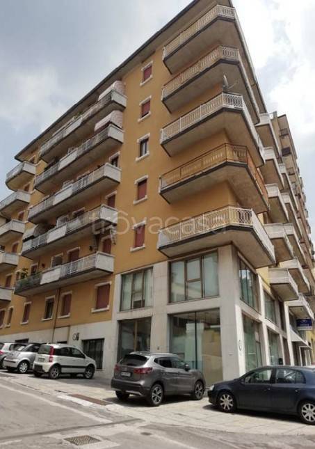 ufficio in vendita a Lumezzane in zona San Sebastiano