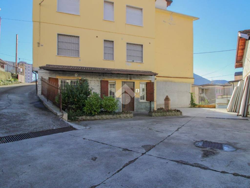 appartamento in vendita a Lumezzane in zona San Sebastiano