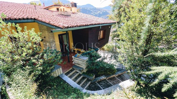 casa indipendente in vendita a Lumezzane in zona Sant'Apollonio
