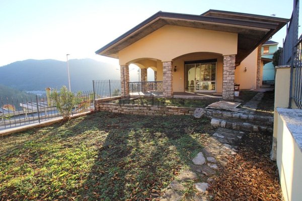 casa indipendente in vendita a Lumezzane in zona Sant'Apollonio