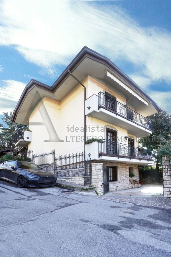 casa indipendente in vendita a Lumezzane
