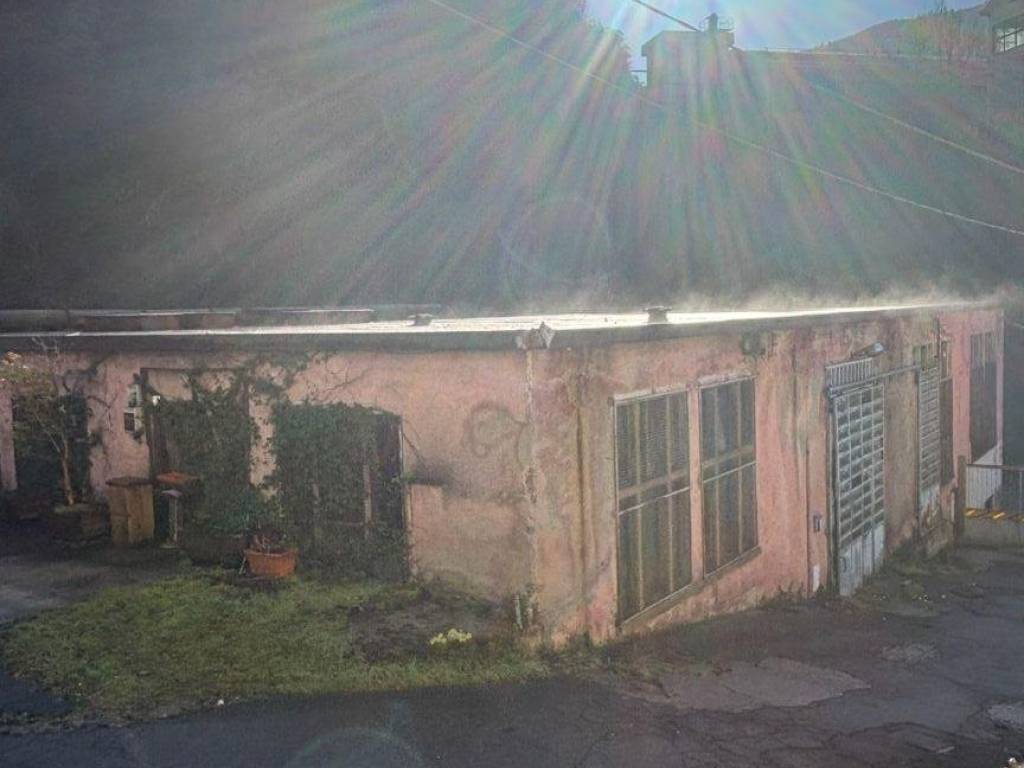 locale commerciale in vendita a Lumezzane in zona San Sebastiano