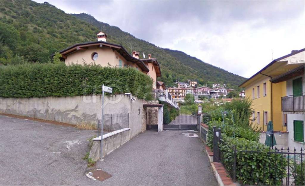 casa indipendente in vendita a Lumezzane in zona Renzo