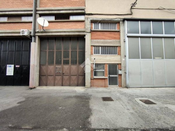 locale commerciale in vendita a Lumezzane in zona San Sebastiano