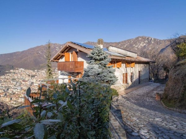 casa indipendente in vendita a Lumezzane