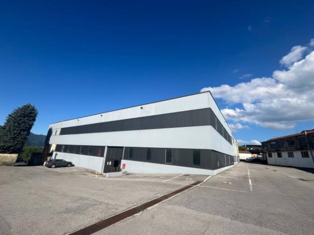 locale di sgombero in vendita a Lumezzane