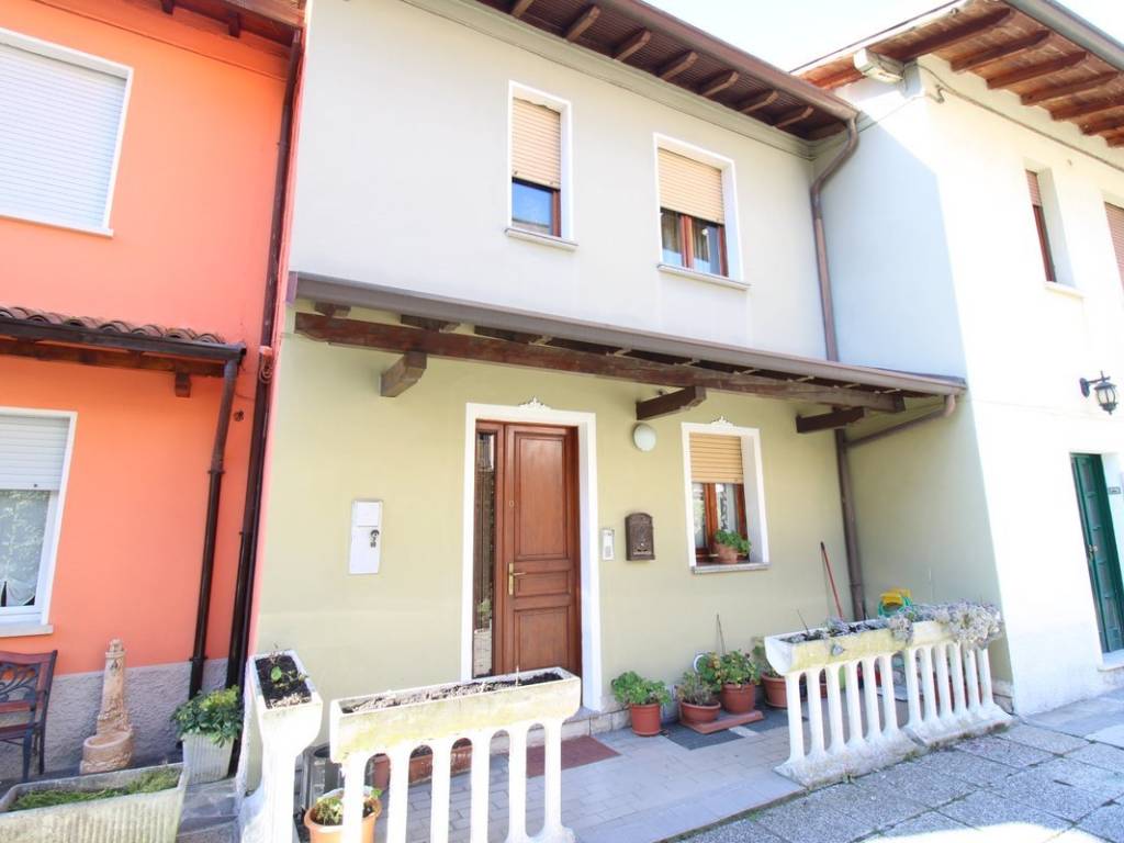 casa indipendente in vendita a Lumezzane in zona San Sebastiano