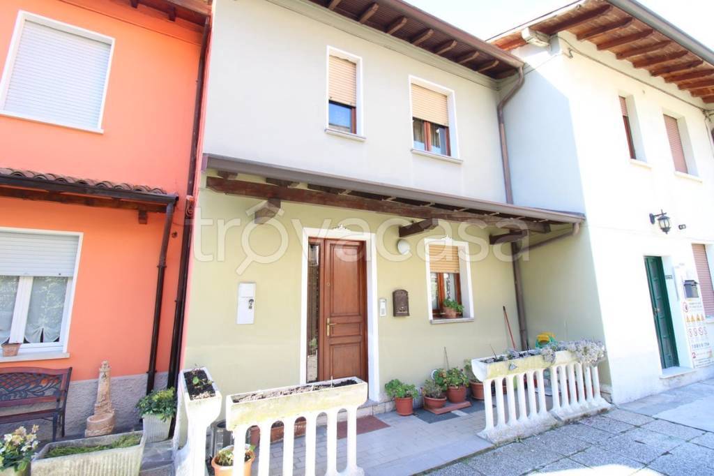 casa indipendente in vendita a Lumezzane in zona San Sebastiano